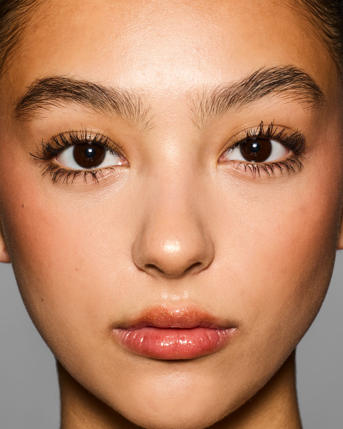 Hella Thicc Volumizing Mascara (immediate purchase)