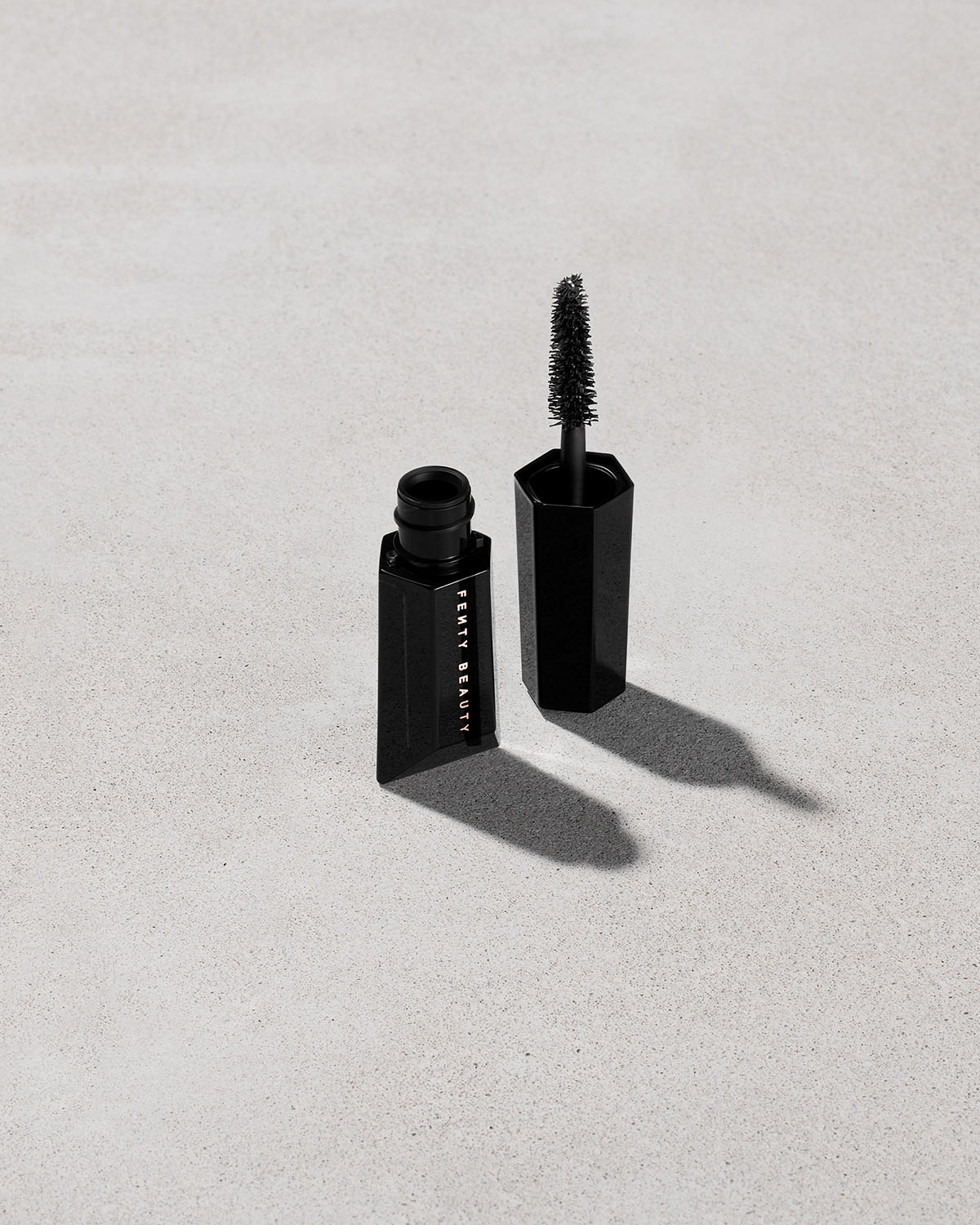 Hella Thicc Volumizing Mascara (immediate purchase)
