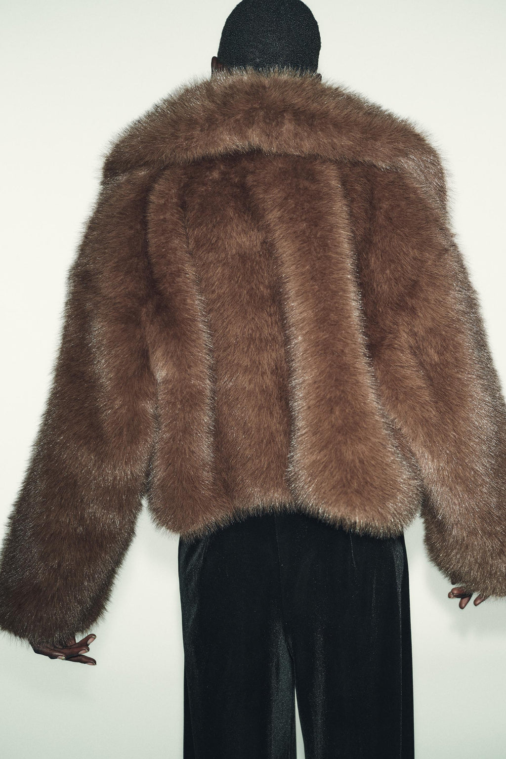 Zara SHORT FAUX FUR COAT