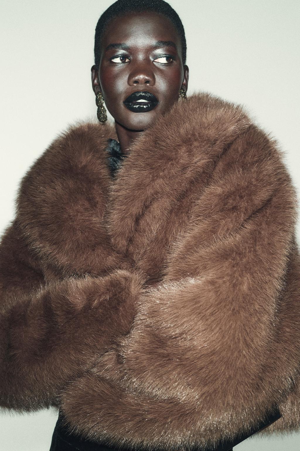 Zara SHORT FAUX FUR COAT