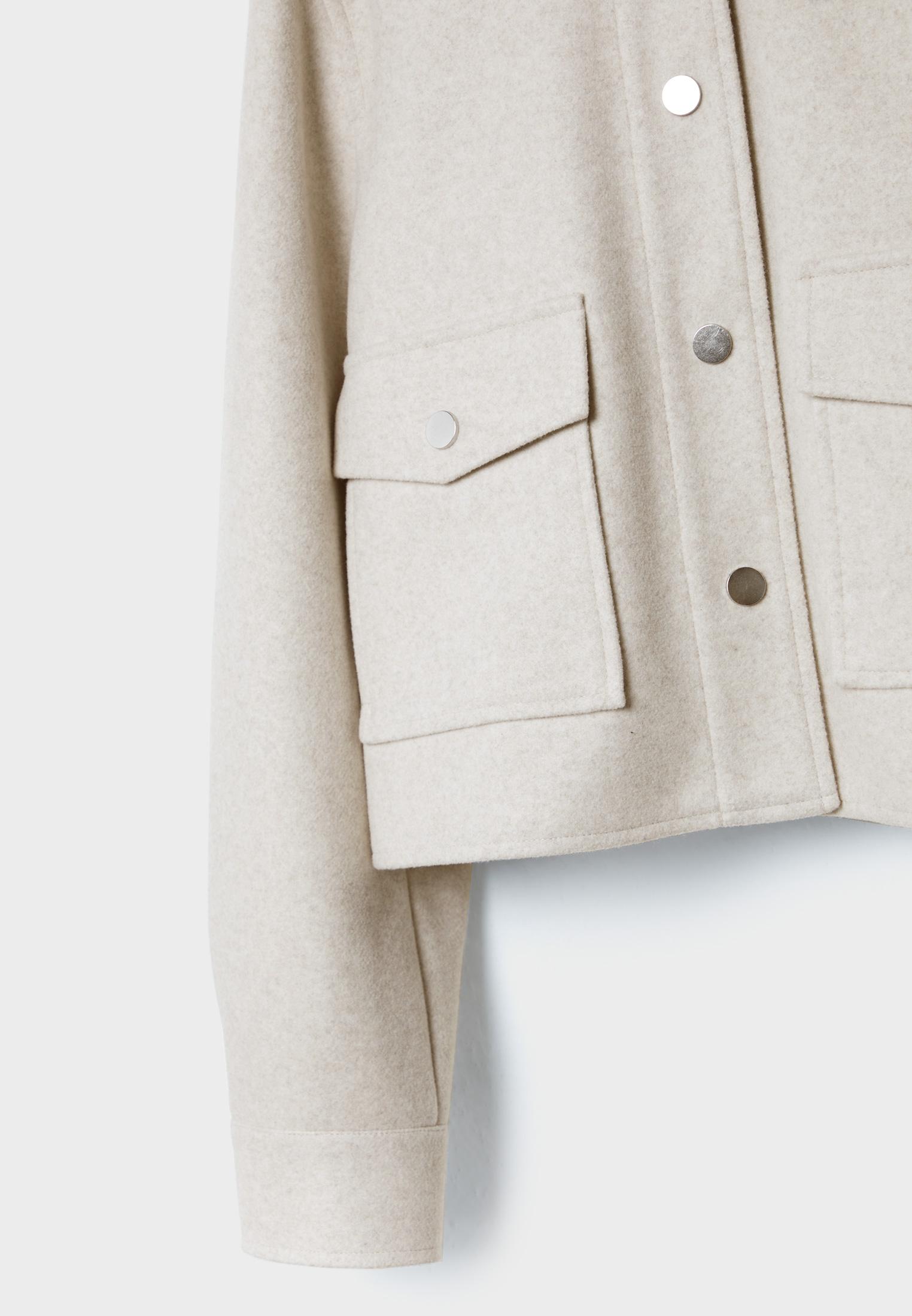 Stradivarius SOFT SHORT JACKET