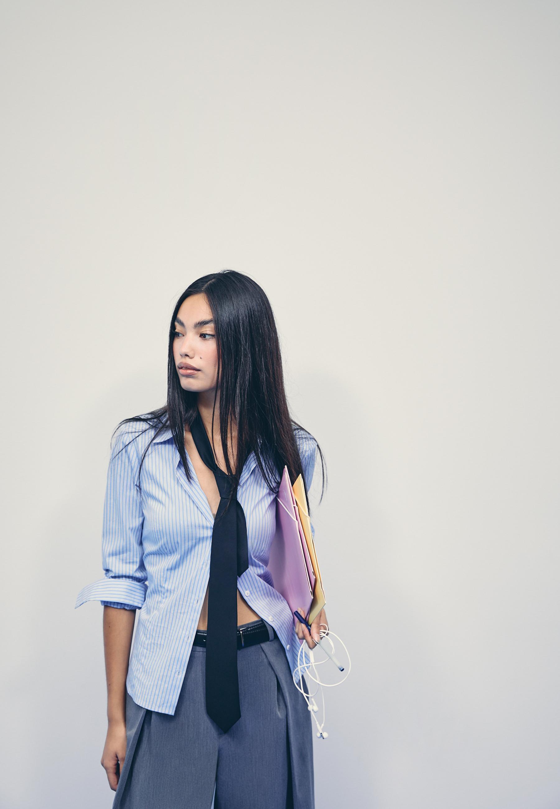Stradivarius BASIC FITTED STRIPED SHIRT